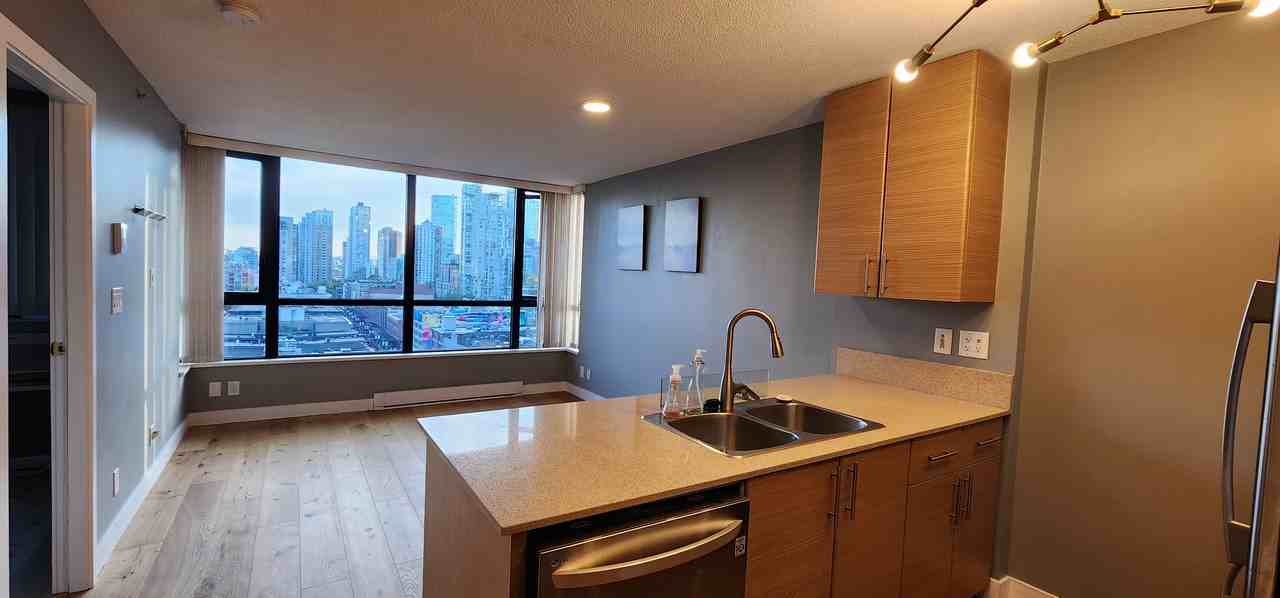 977 Mainland Street #1409 - Photo 4 of 16
