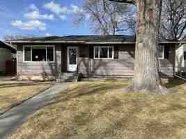 featured image of 2437 Howard Ave