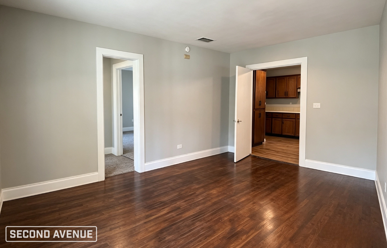 916 Brooklyn Ave - Photo 4 of 10