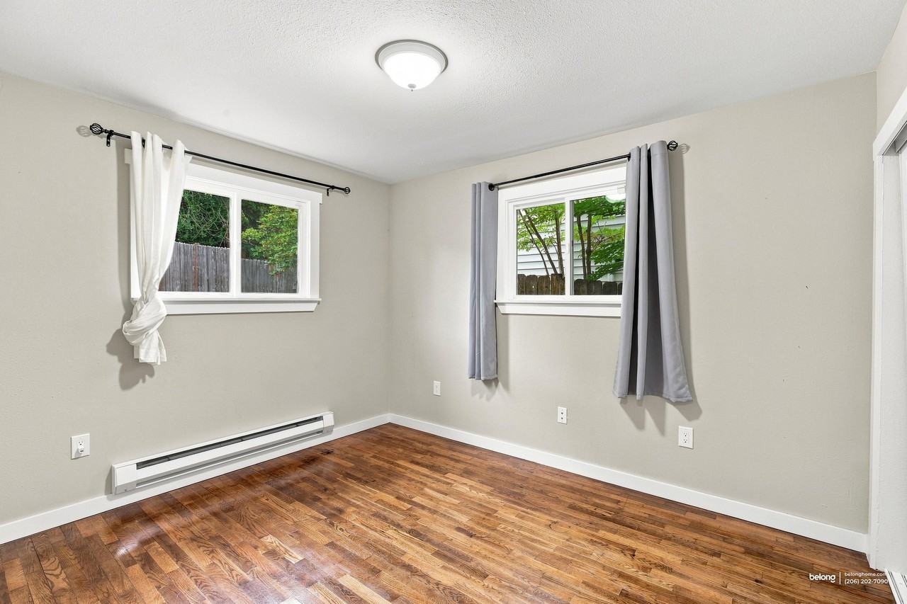 10249 19th Ave Sw - Photo 7 of 17