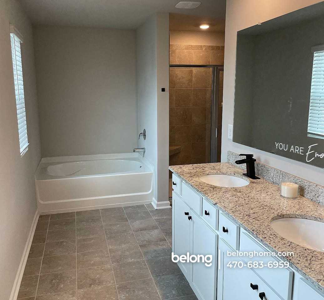 4337 Montberry Ln - Photo 6 of 7