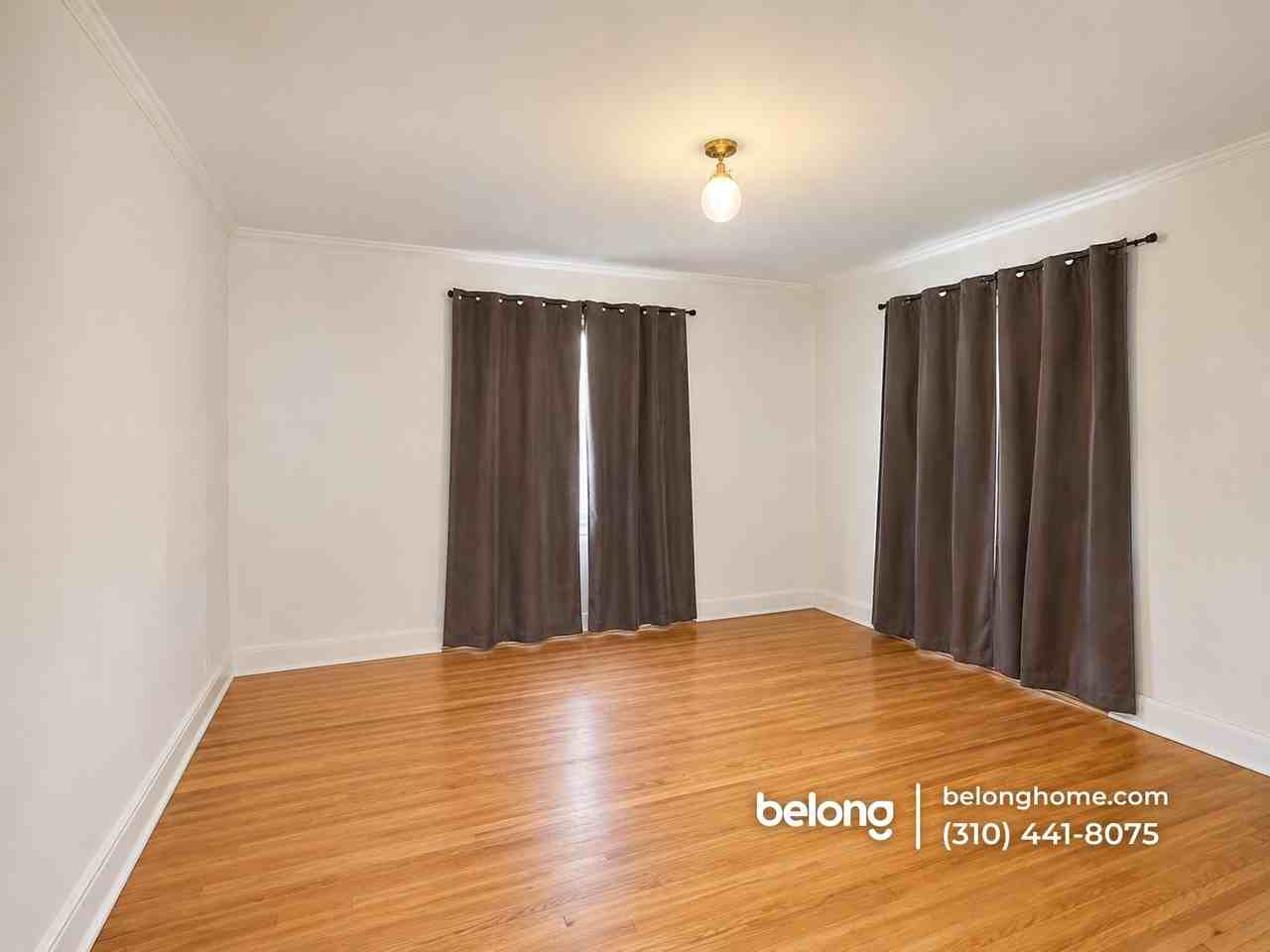 745 Rose Ave - Photo 4 of 9