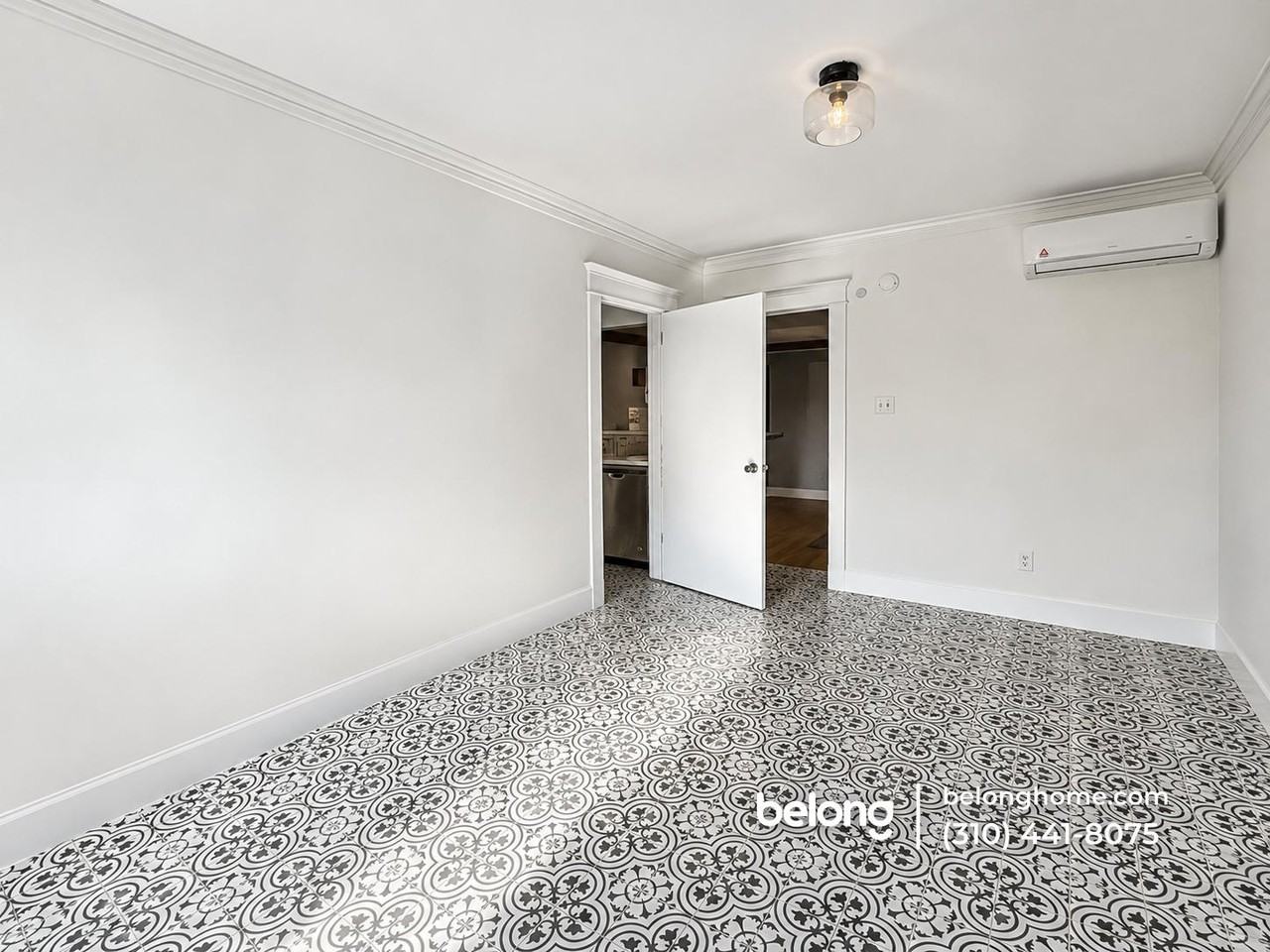 745 Rose Ave - Photo 6 of 9