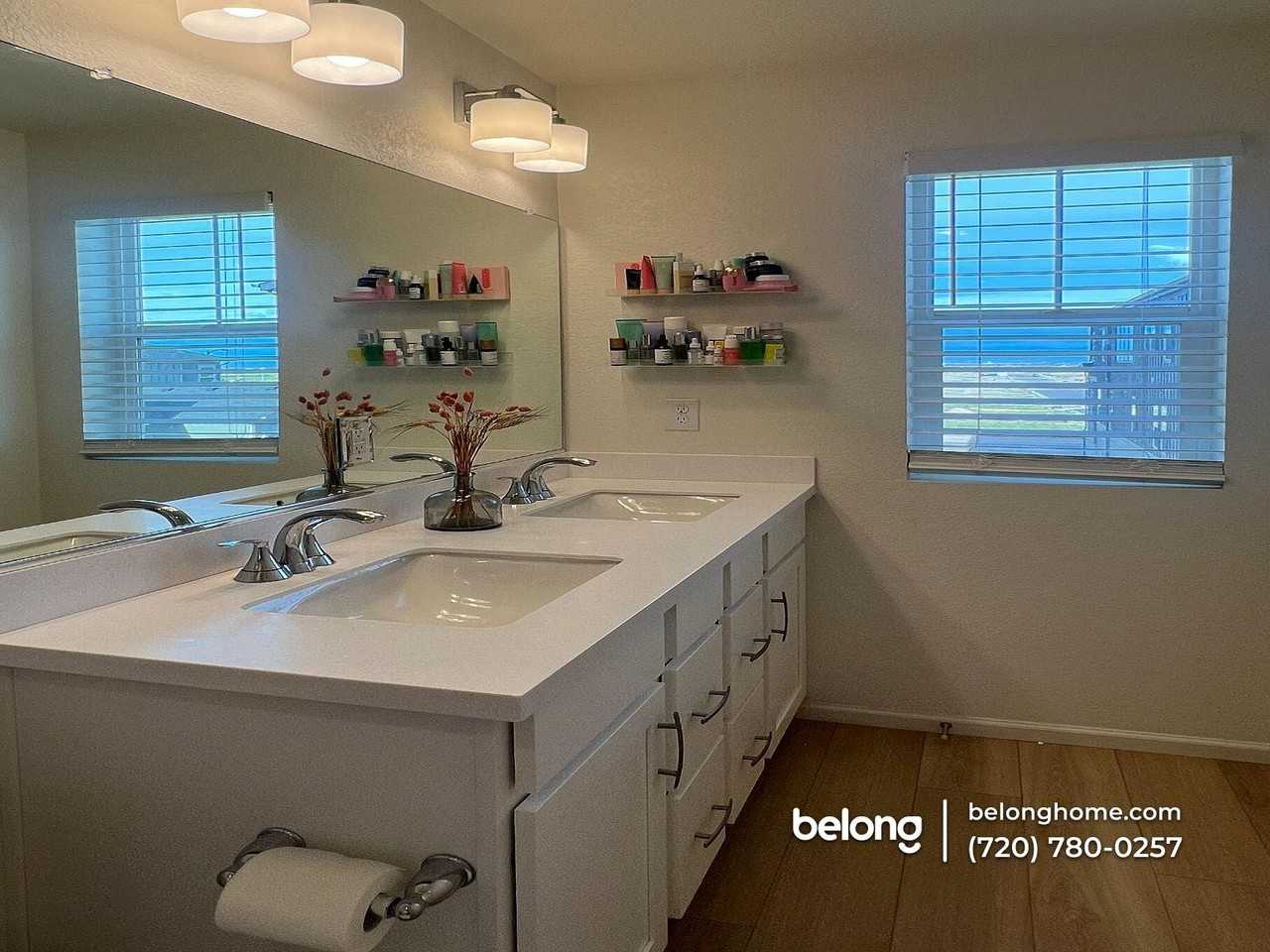 6263 N Liverpool St - Photo 3 of 14