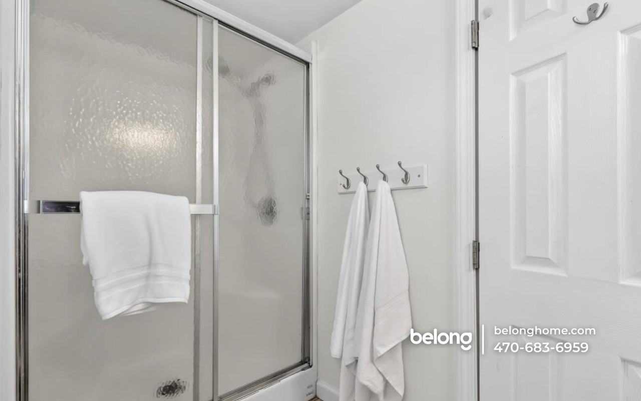 4703 N Springs Rd Nw #1 - Photo 4 of 12