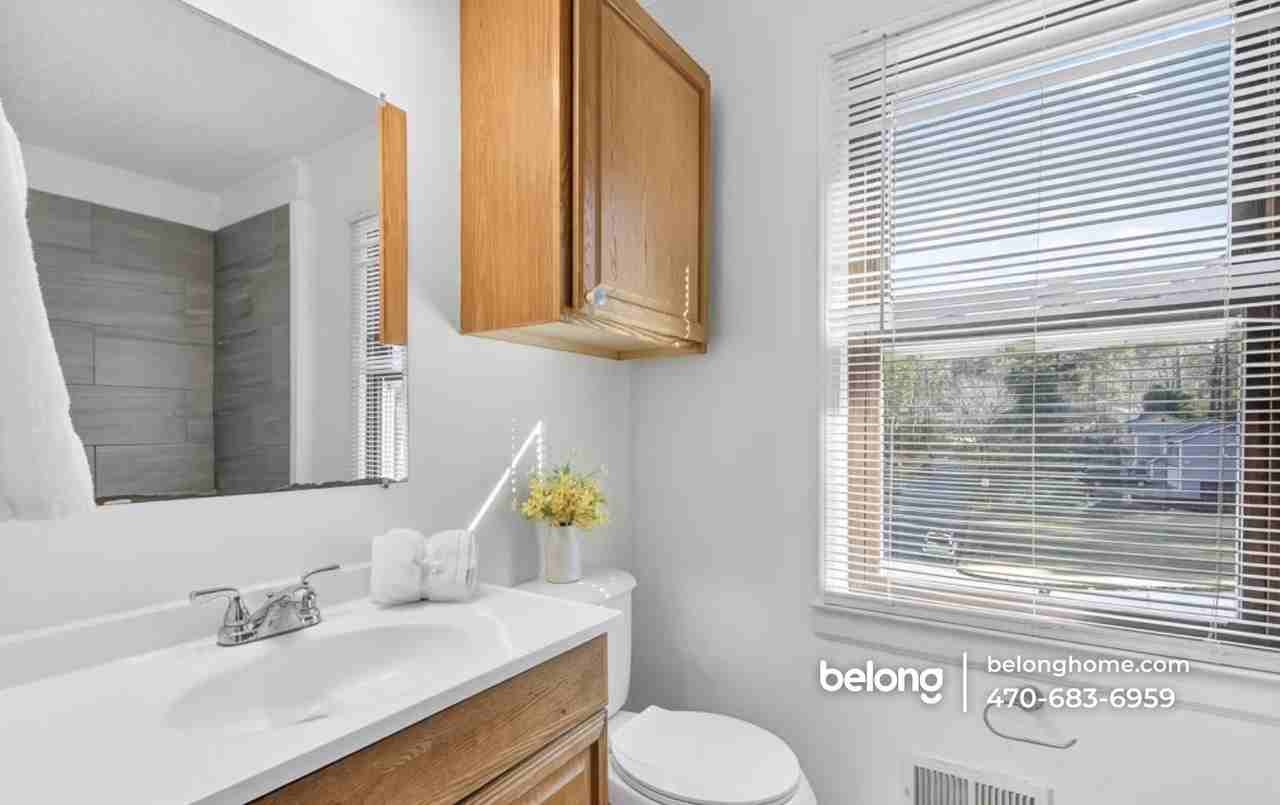 4703 N Springs Rd Nw #1 - Photo 7 of 12