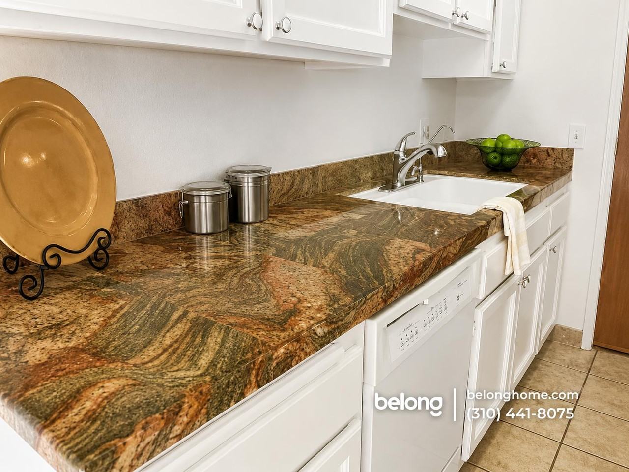 15235 Magnolia Blvd #B - Photo 3 of 10