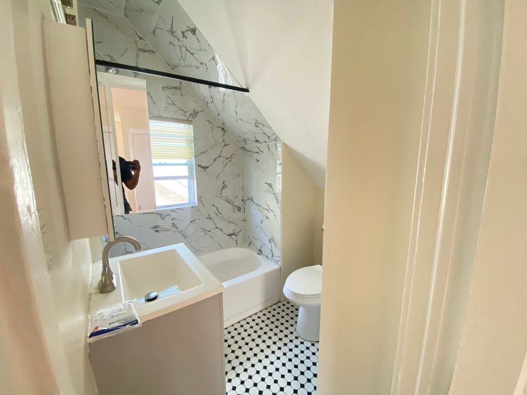 202 Weequahic Ave ##3 - Photo 5 of 9