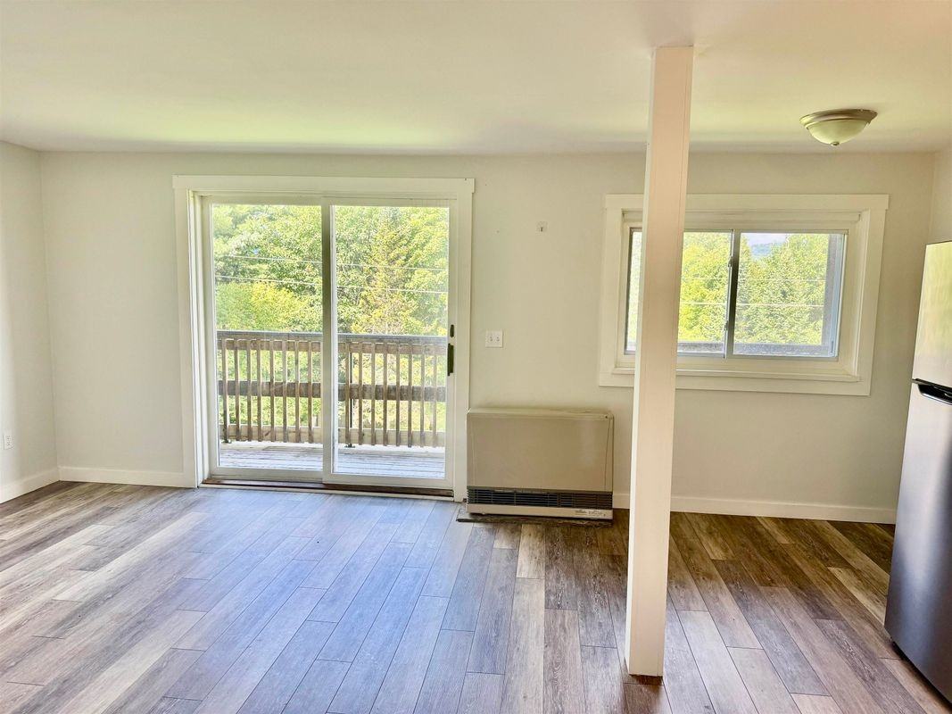 473 Maple St - Photo 3 of 15