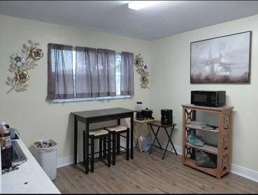 362 Elizabeth St - Photo 2 of 11