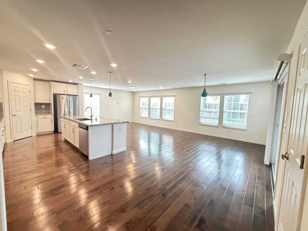 9940 Asilomar Ln - Photo 4 of 21
