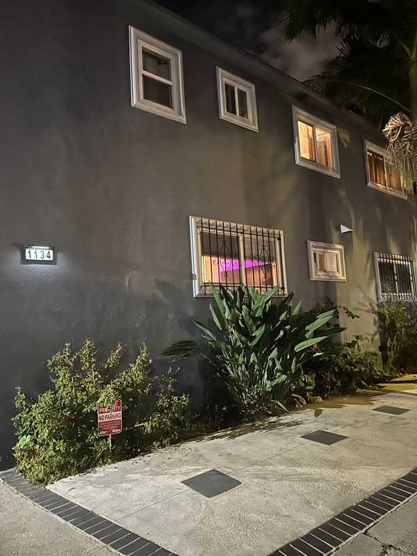 1134 S Fairfax Ave ##5 - Photo 2 of 7