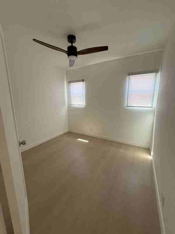 1134 S Fairfax Ave ##5 - Photo 3 of 7