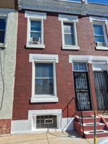 921 W Silver St - Photo 1 of 1