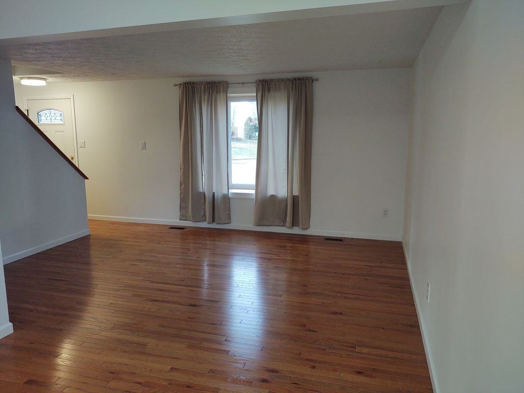 6127 Covered Bridge Rd - Photo 3 of 16
