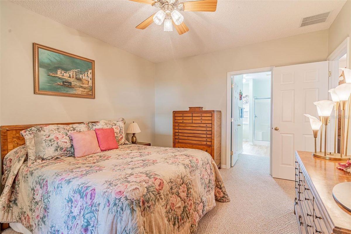 7 Tamiami Way - Photo 3 of 12