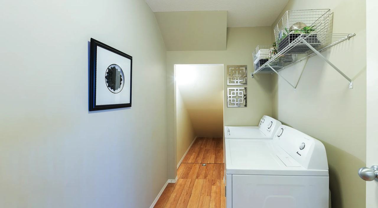 Windermere Townhomes - Photo 7 of 13