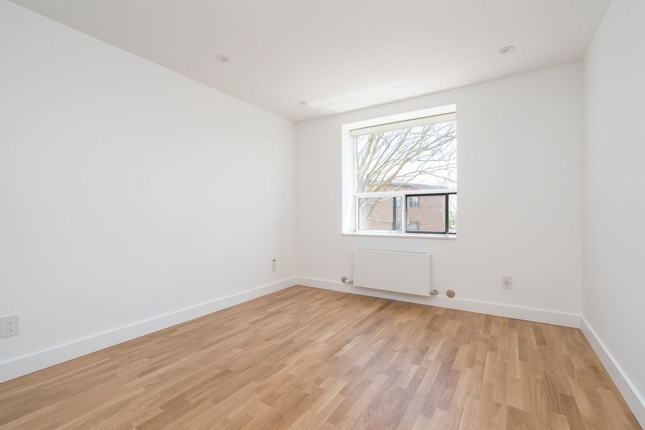 55-56 Eccleston Drive - Photo 6 of 50
