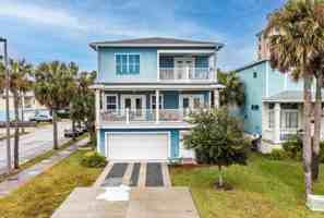featured image of 137 6th Ave S