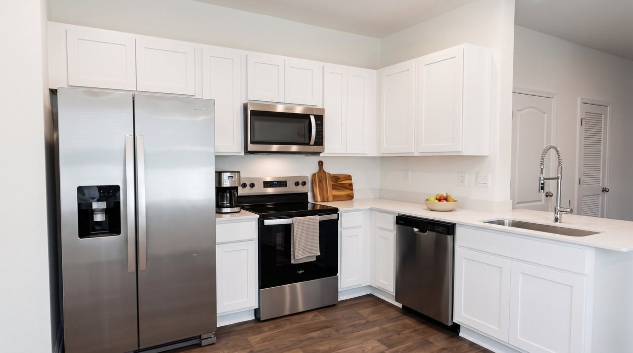 9209 Stony Brook Rd - Photo 6 of 13
