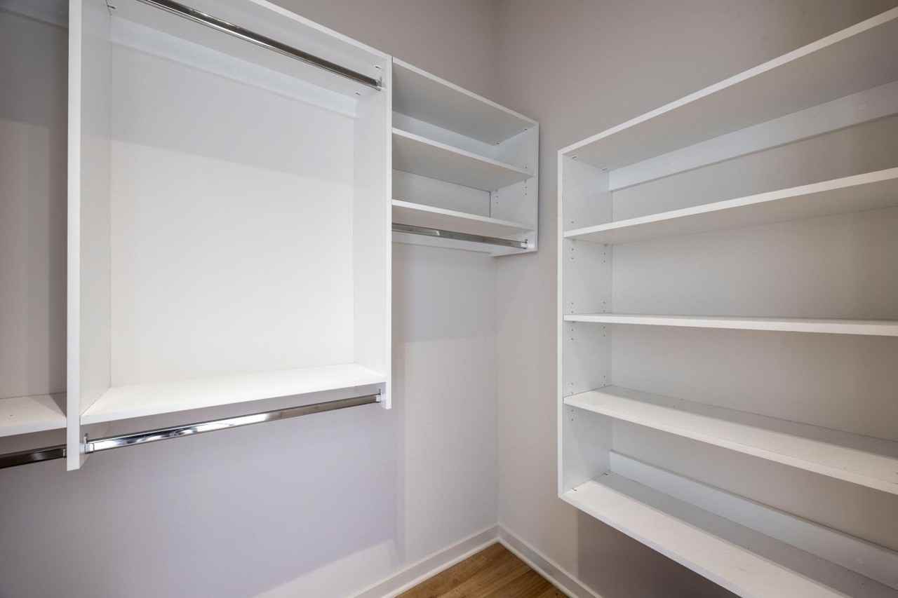 3207 N Narragansett Ave #407 - Photo 7 of 13