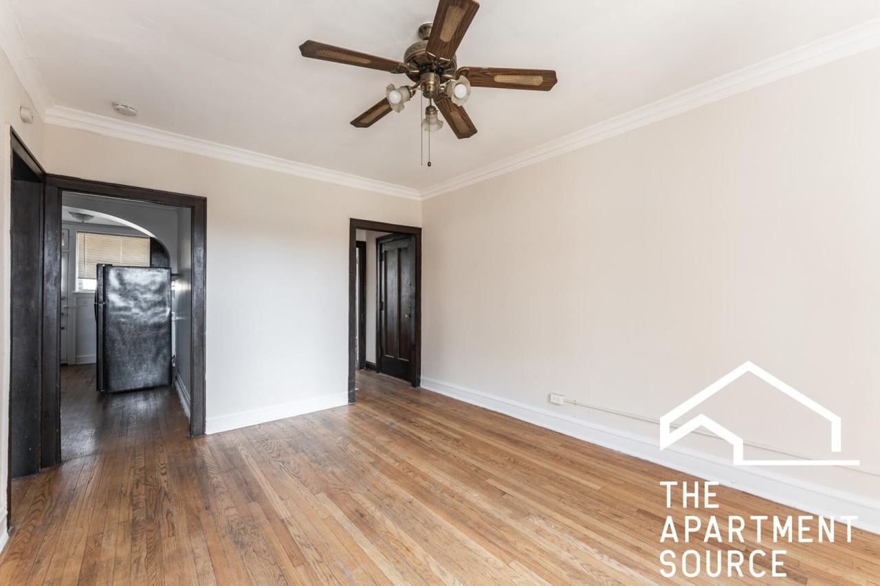 2105 Grove Ave #202 - Photo 4 of 6