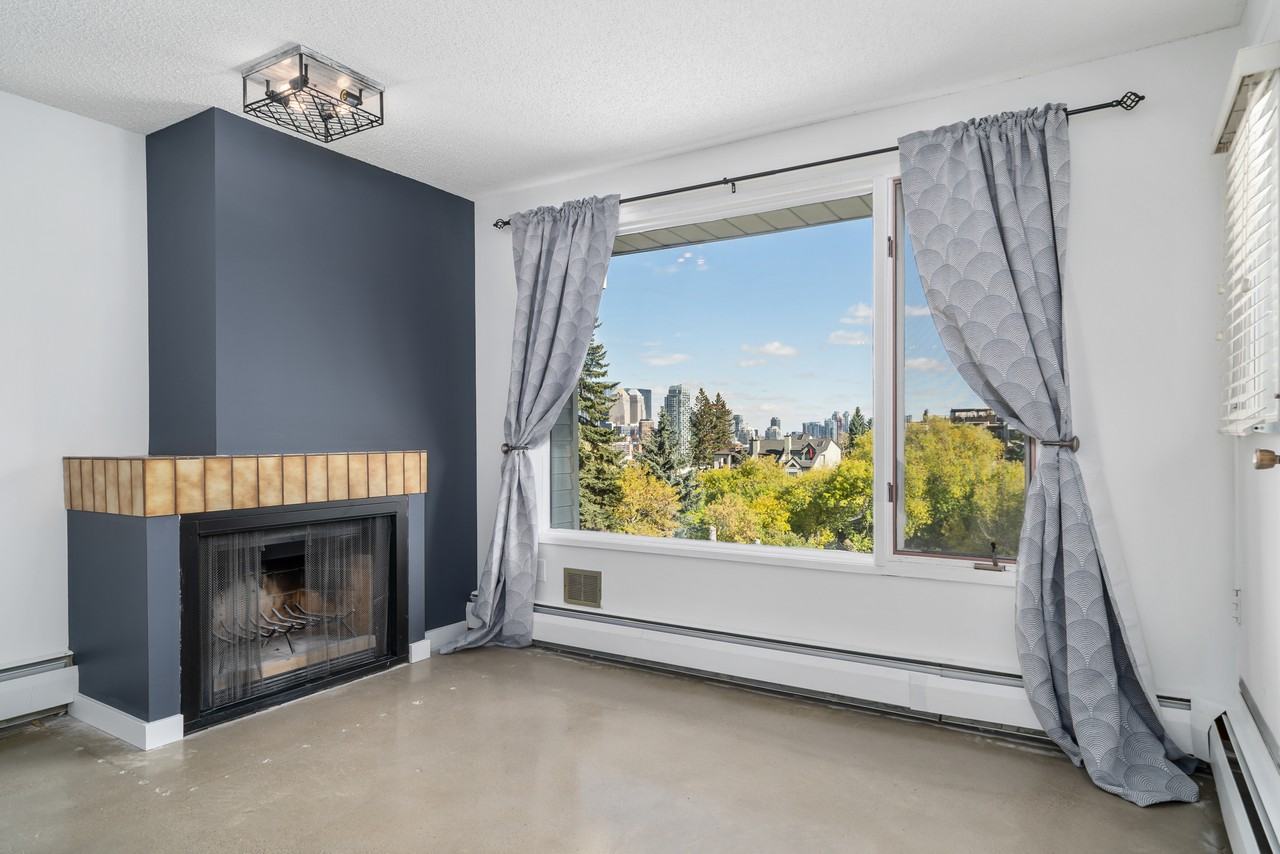 2315 15 St Sw - Photo 2 of 25