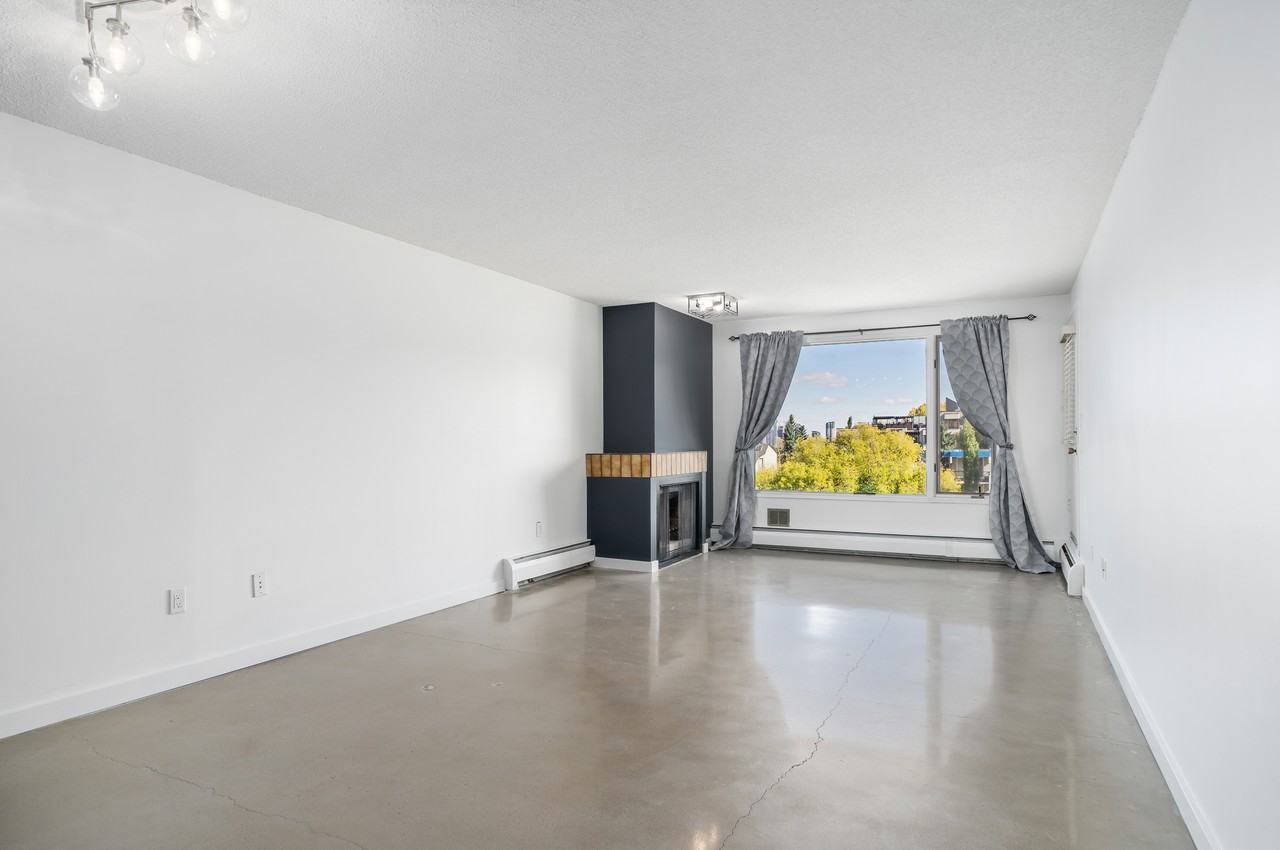 2315 15 St Sw