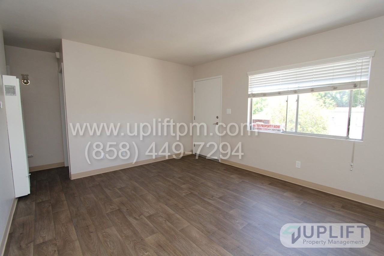 4836 1/2 Art St - Photo 3 of 7