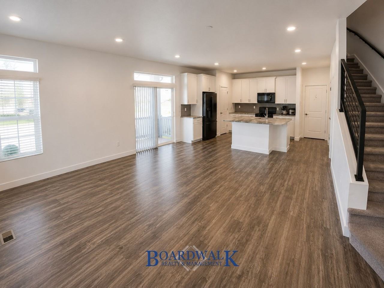 5623 W Coastal Ridge Ln - Photo 7 of 31