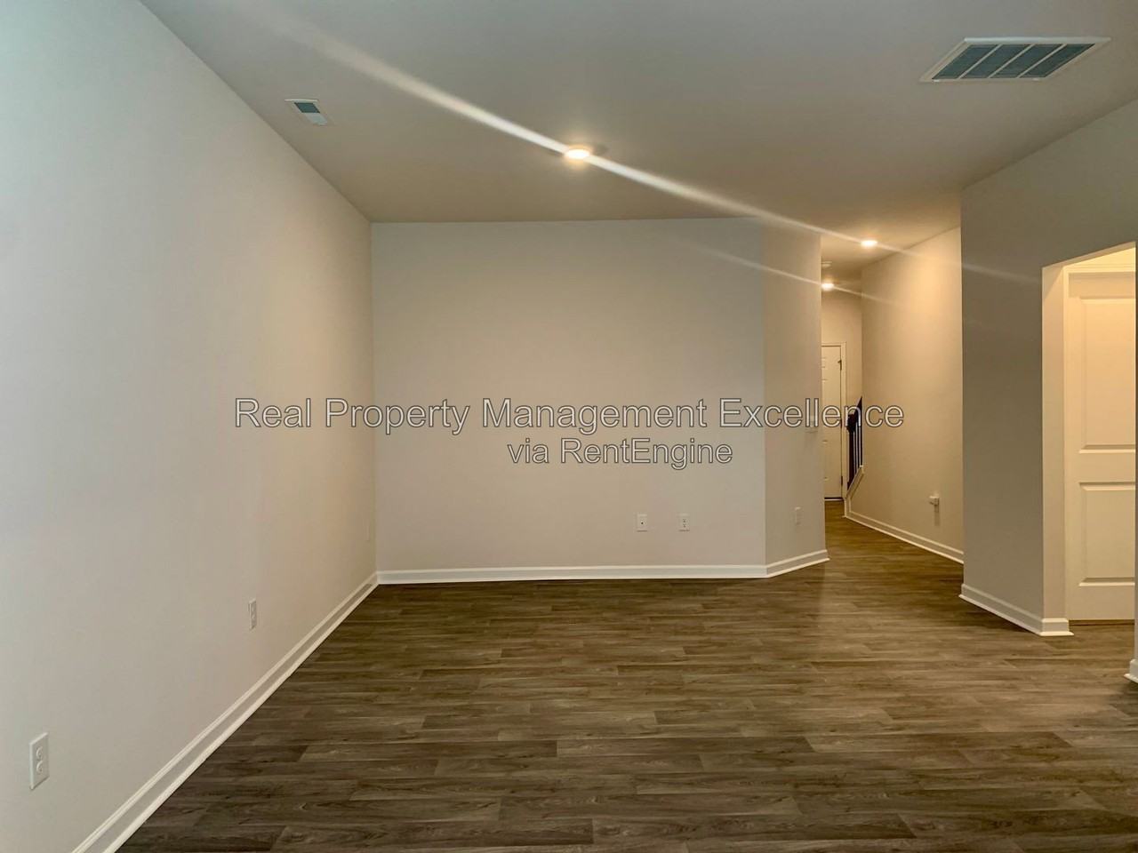 213 David Hill Dr - Photo 7 of 40