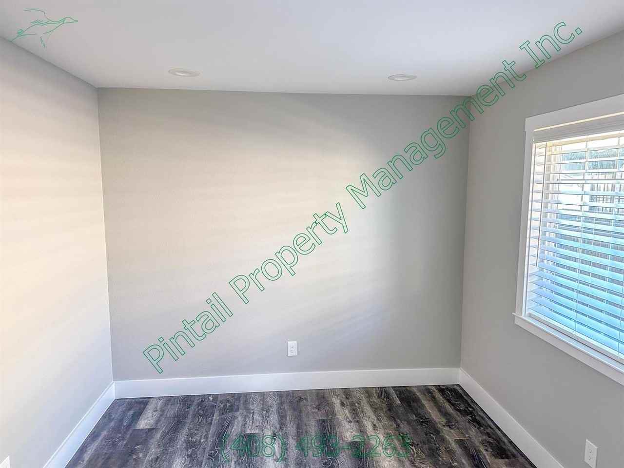 756 N 11th St #2 - Photo 7 of 10
