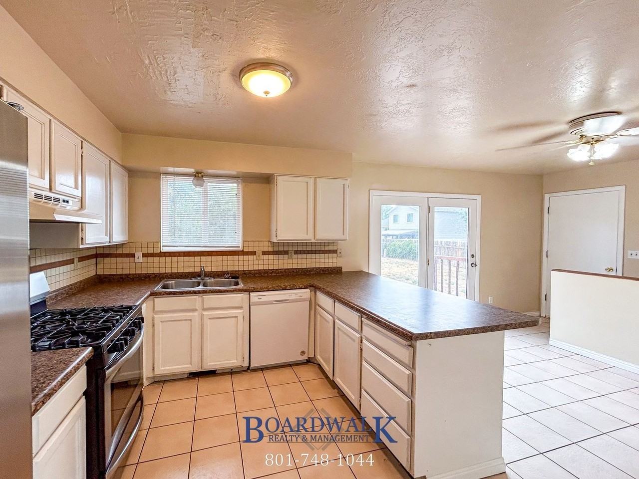 2106 W Western Charm Dr - Photo 6 of 30