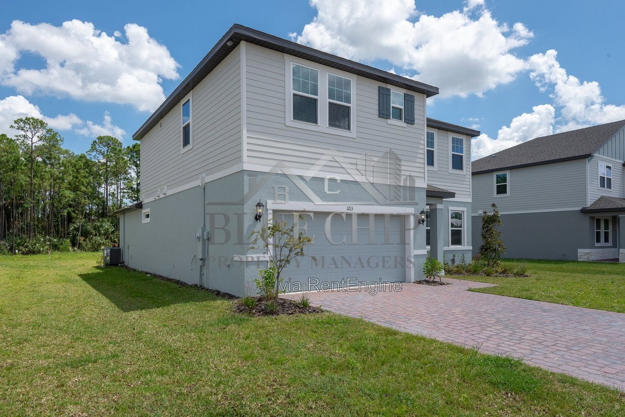 1213 Pampus Dr - Photo 6 of 50
