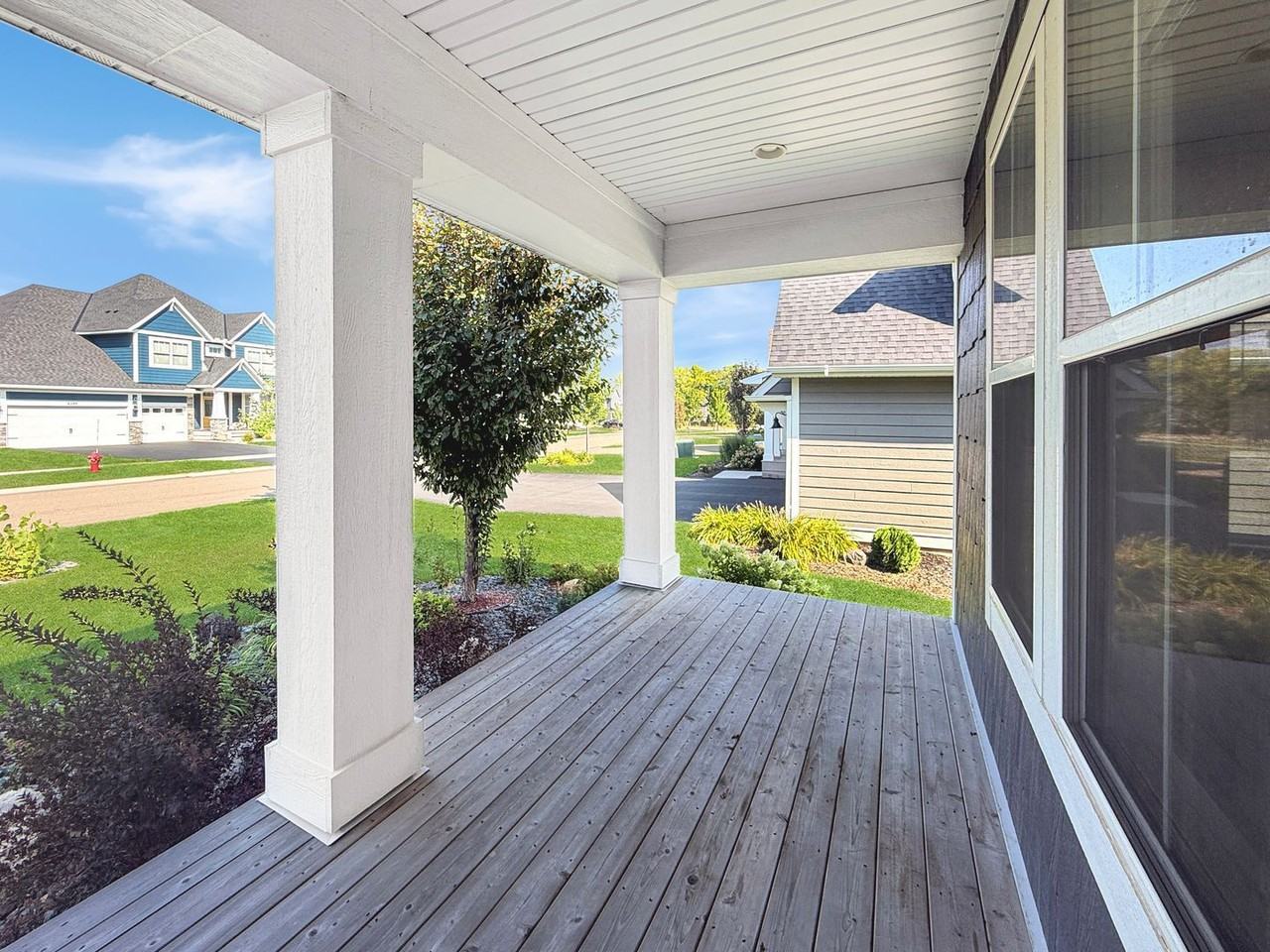 4301 Picket Way - Photo 3 of 34
