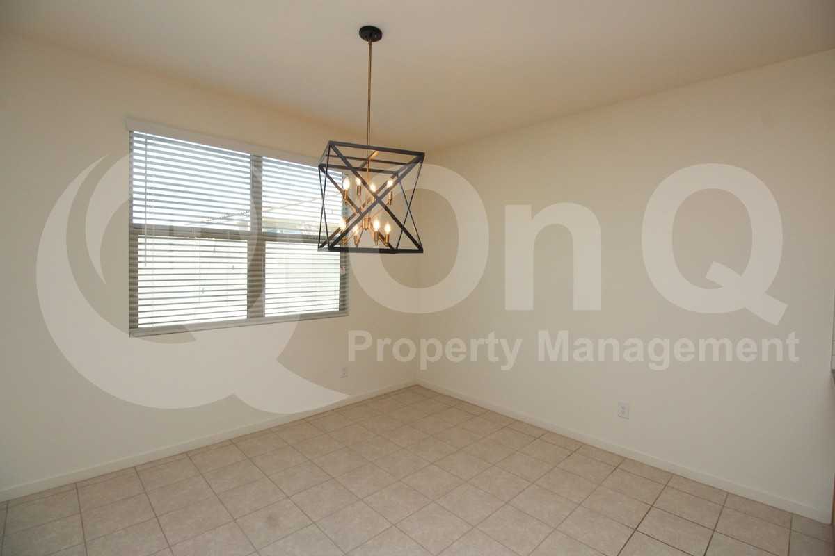 12330 W Northview Ave - Photo 6 of 29