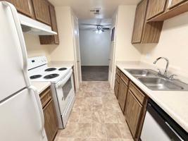 featured image of 400 W Gettysburg Ave