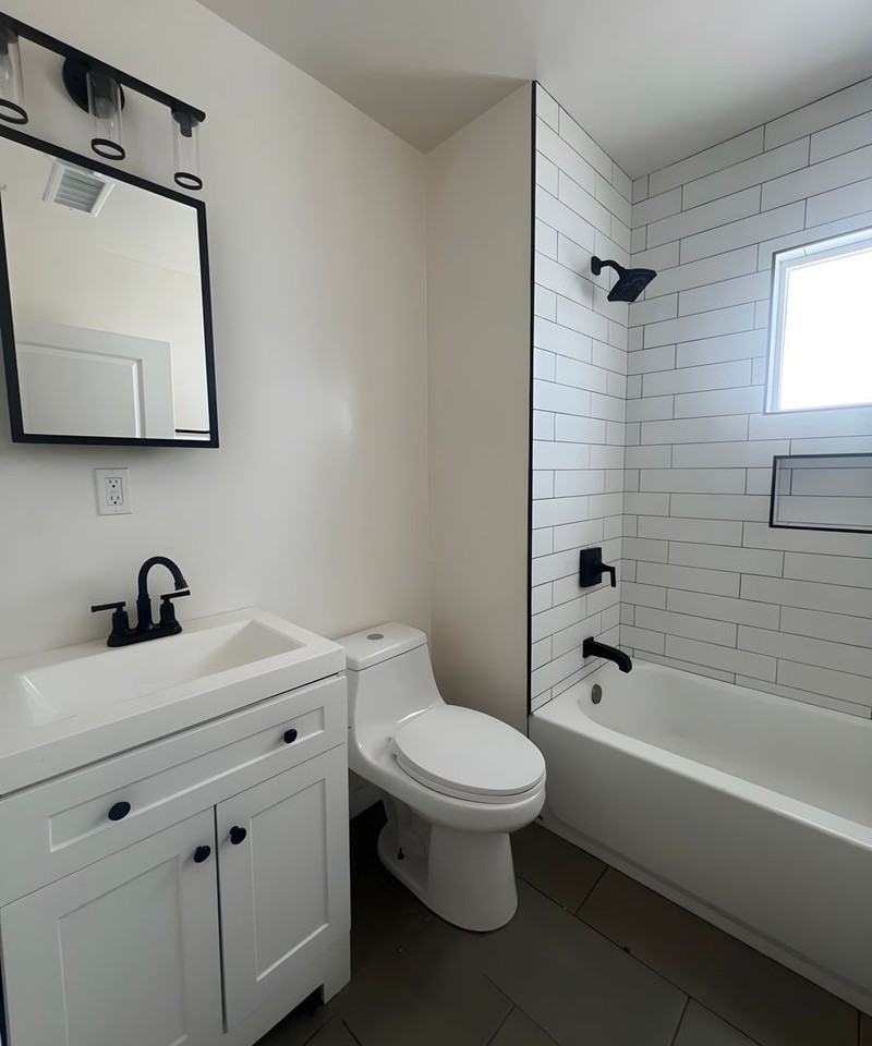 14107 Calvert St #14107A - Photo 7 of 7