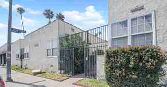 2417 W Vernon Ave - Photo 1 of 1