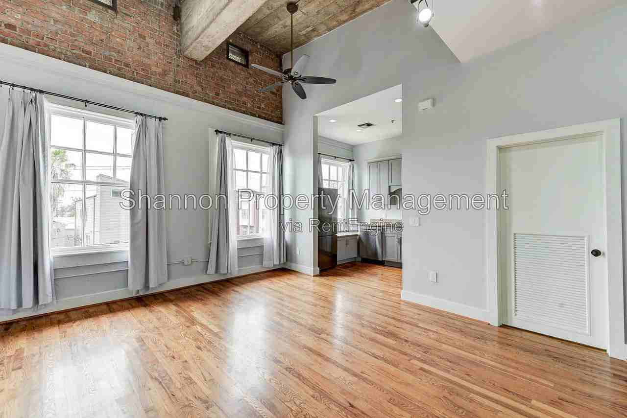 2700 Albany St - Photo 4 of 22
