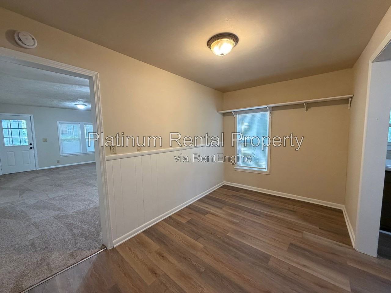 101 Benson St - Photo 7 of 20