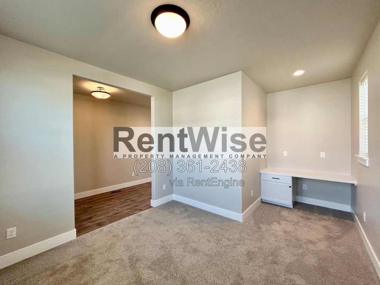 5845 W Sprig Ave - Photo 4 of 33