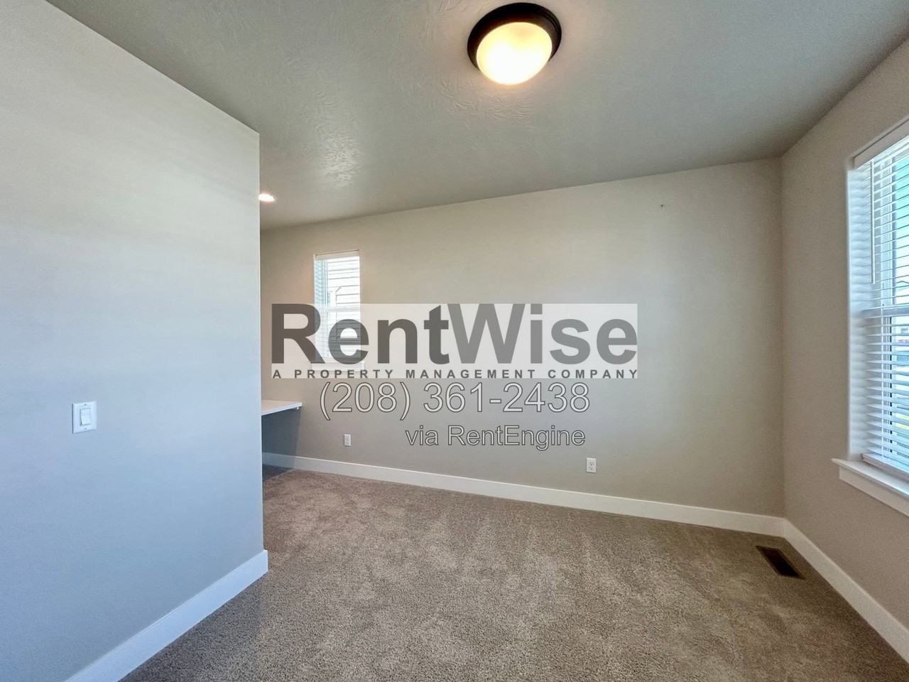 5845 W Sprig Ave - Photo 6 of 33