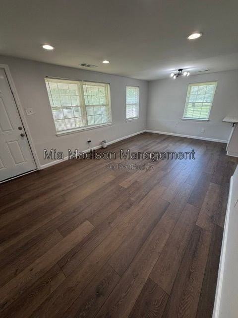 1226 W 42nd St - Photo 5 of 15