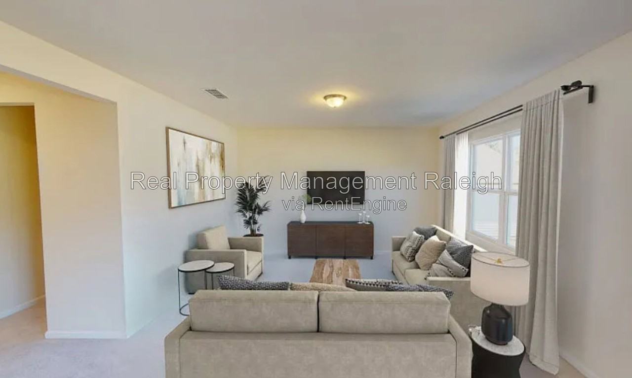 1312 Justice Union Ct - Photo 4 of 9