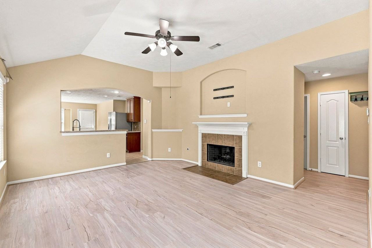 5923 Deleon Trail Dr - Photo 6 of 28
