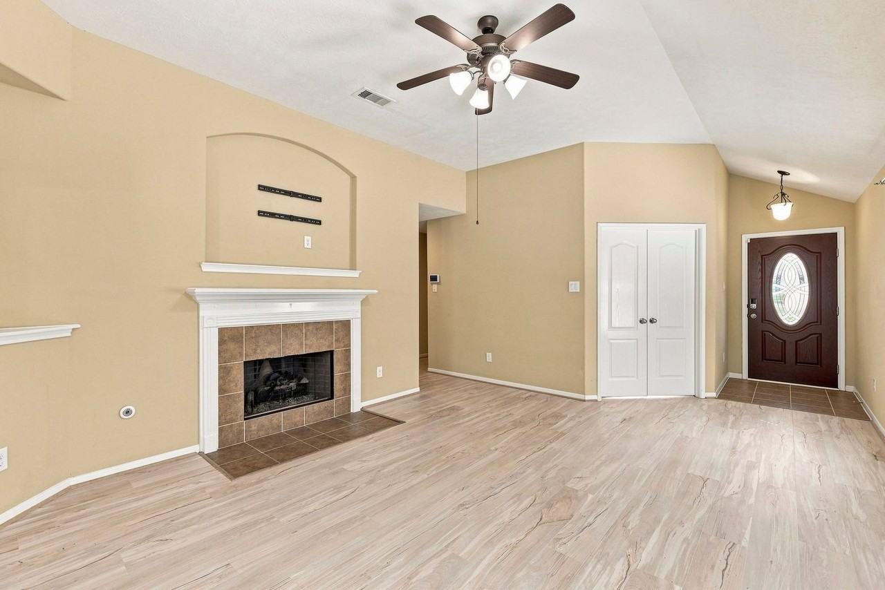 5923 Deleon Trail Dr - Photo 7 of 28