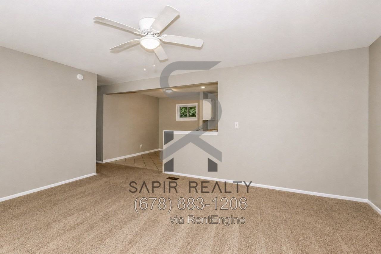 3539 Tulip Dr - Photo 2 of 16