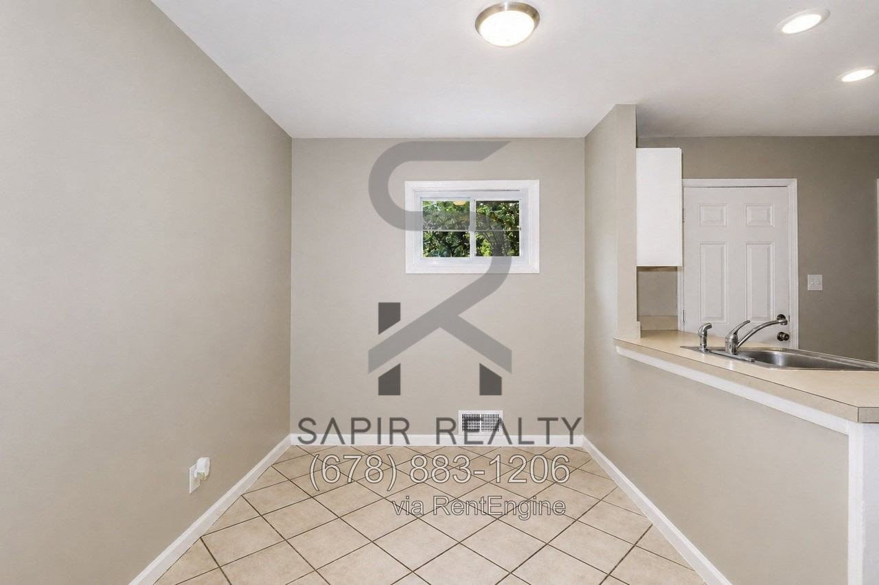 3539 Tulip Dr - Photo 5 of 16