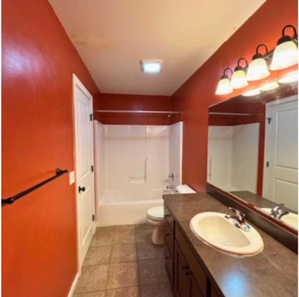 3780 Timberlake Ct Se - Photo 3 of 19